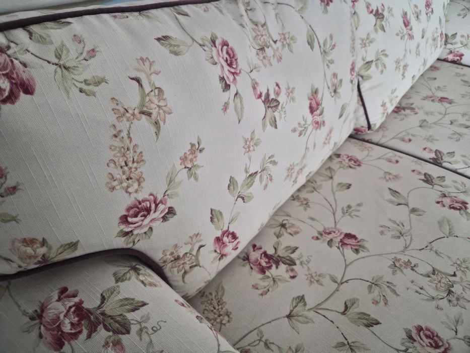 Canapea extensibila Cavio