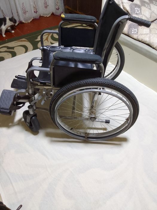 Инвалидная коляска