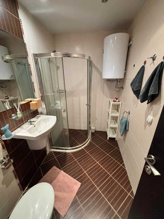 Тристаен апартамент за продажба в Атлантис, кв. Сарафово, Бургас