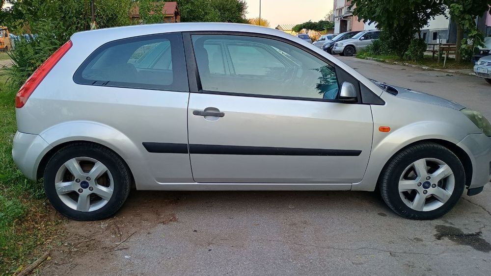 Ford fiesta бензин/газ