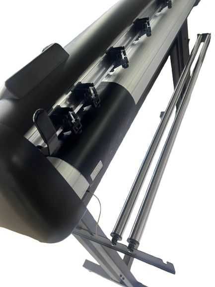 Режущий плоттер JINKA GC1350S