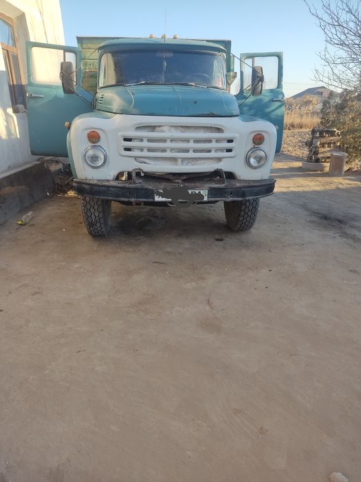 ЗИЛ срочно сотилади