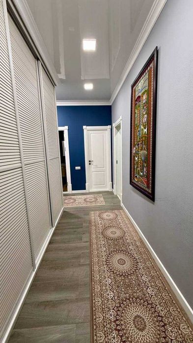 Продам 3-х комнатную с ремонтом(80кв.м).Новостройка.Паркентский