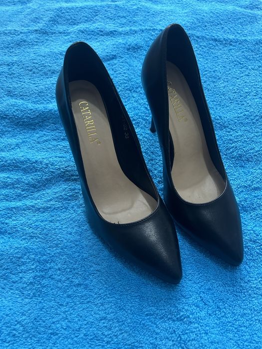 Продам туфли на высоком каблуке