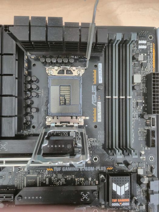 Дънна платка Asus Tuf GAMING B760M-PLUS