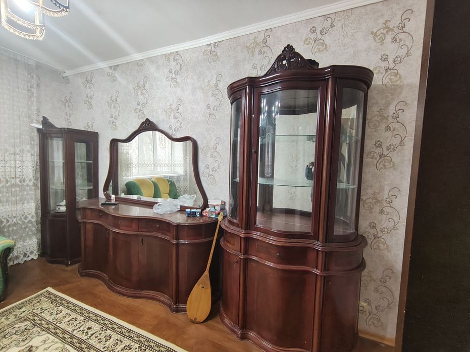 Сервант в зал, спальный, диван