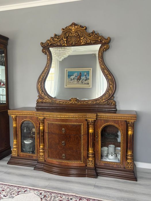 Продам комплект стенка для зала