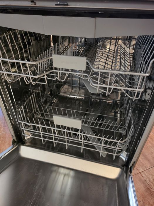 Masina de spalat vase Grunding