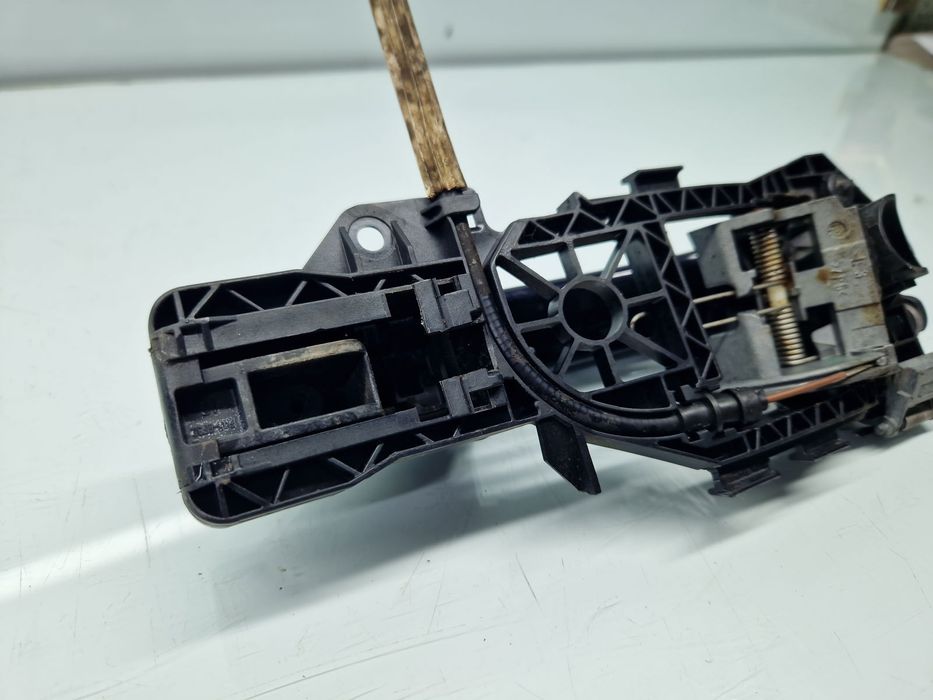 Maner usa stanga fata Volkswagen Passat B7 (365) Variant [Fabr 2010-20