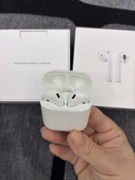 Продам Airpods 2