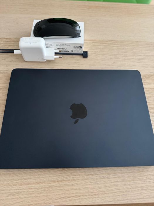 Macbook Air 13 M4 16GB RAM 256GB Midnight