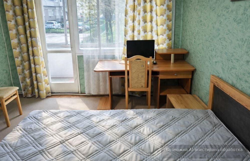 Четиристаен апартамент в района на Център!