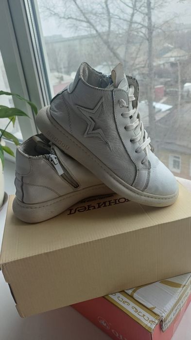 Продам обувь детские