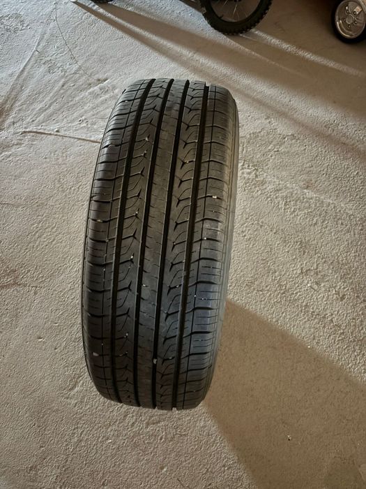 Продам шины CENTARA 215x60R17