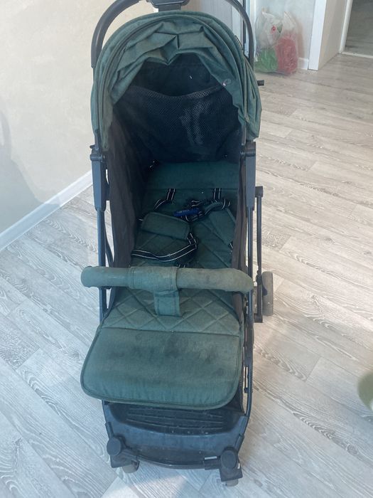 Коляска Бу в хорошем состоянии