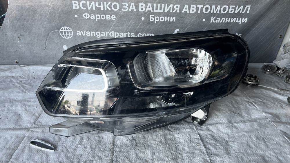 5 броя десен и 2 брой ляв фар Peugeot Expert,Citroen Jumpy