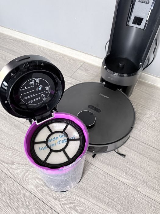 Robot aspirare spalare eureka E20