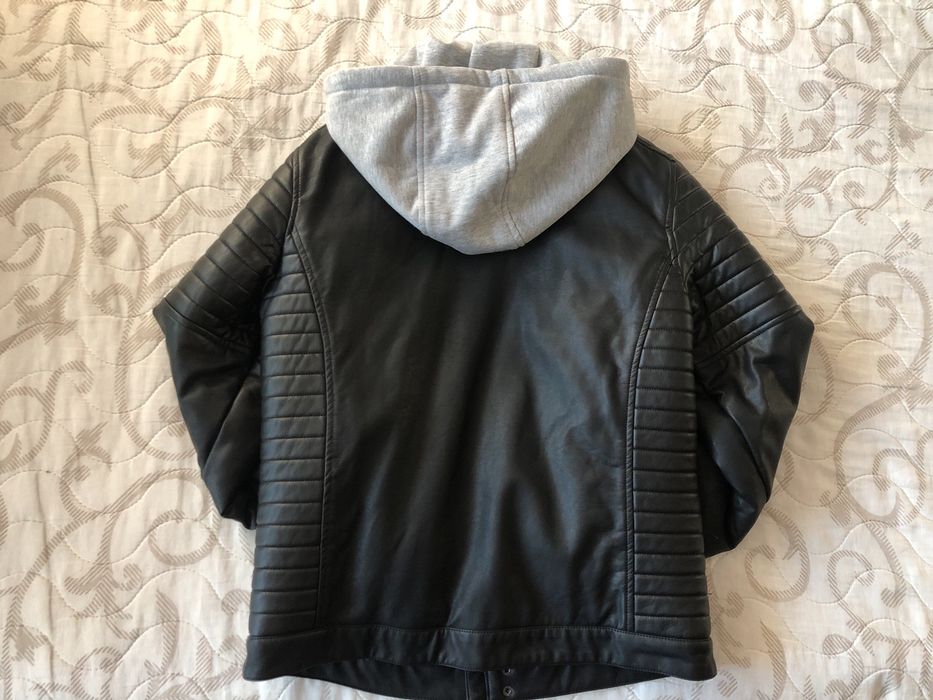 Младежко яке от еко кожа