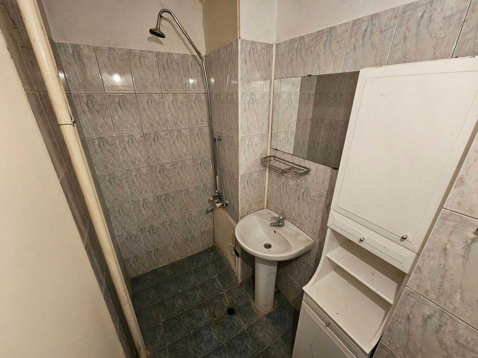 Продава се Тристаен апартамент в Русе, Възраждане - 100 кв.м за 1099 €/кв.м - Снимка #8