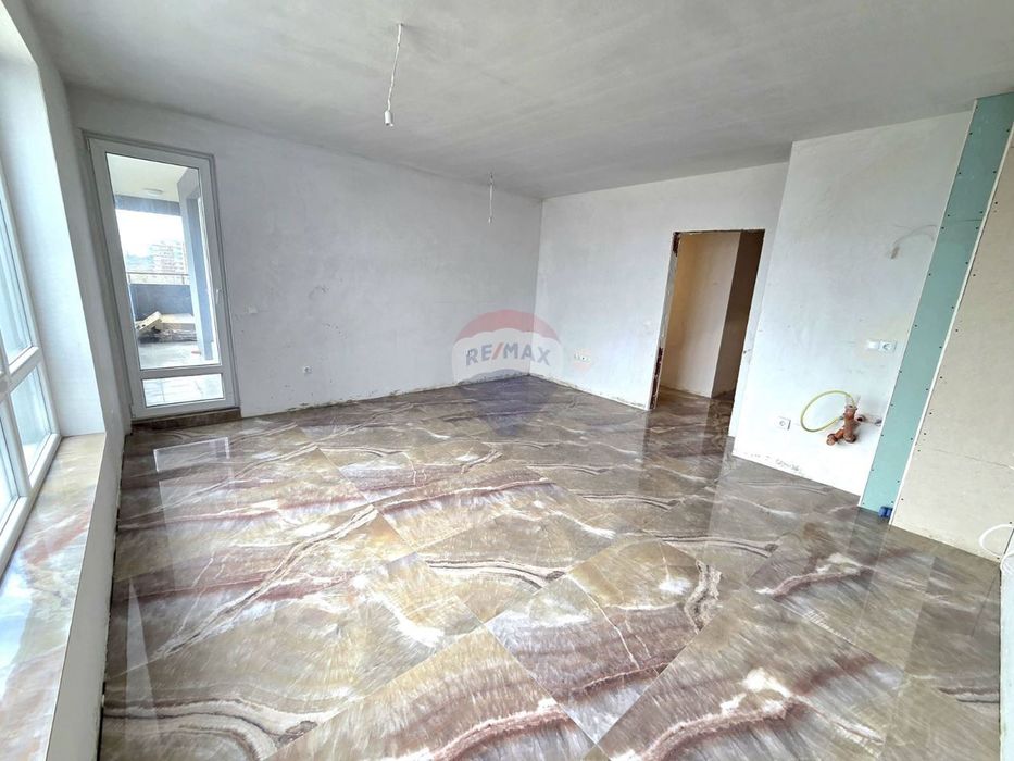 Тристаен апартамент за продажба, кв. Вл. Варненчик НК4444