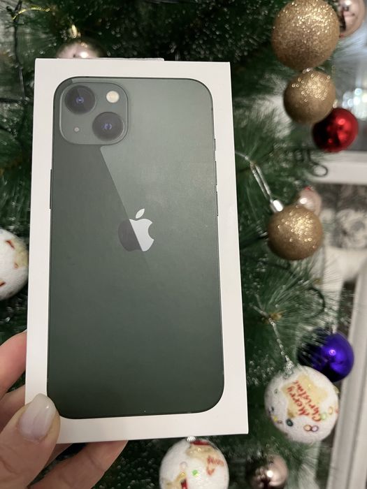 Айфон 13,128гб,аккумулятор 100%