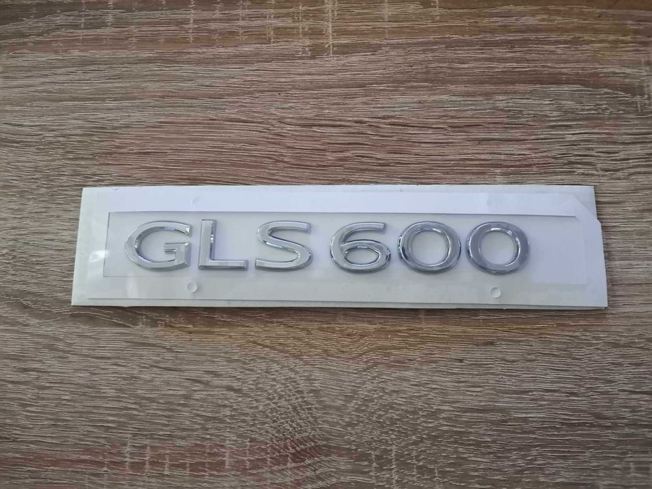 сребрист надпис нов стил Mercedes Benz GLS 600