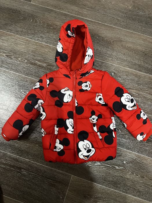 Продам куртку Весна-осень