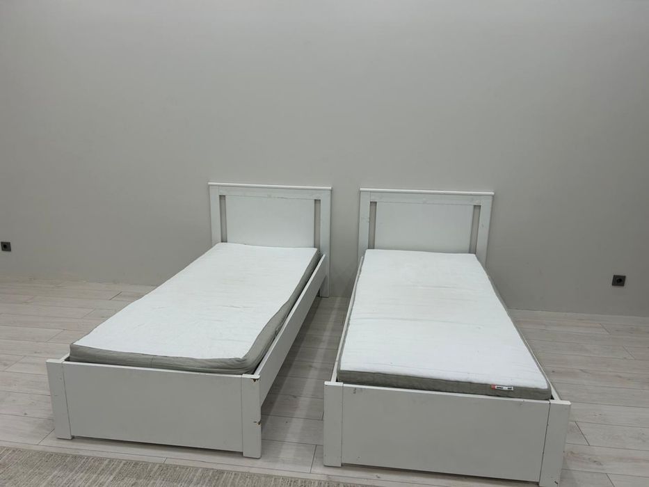 Продам 2 кровати IKEA