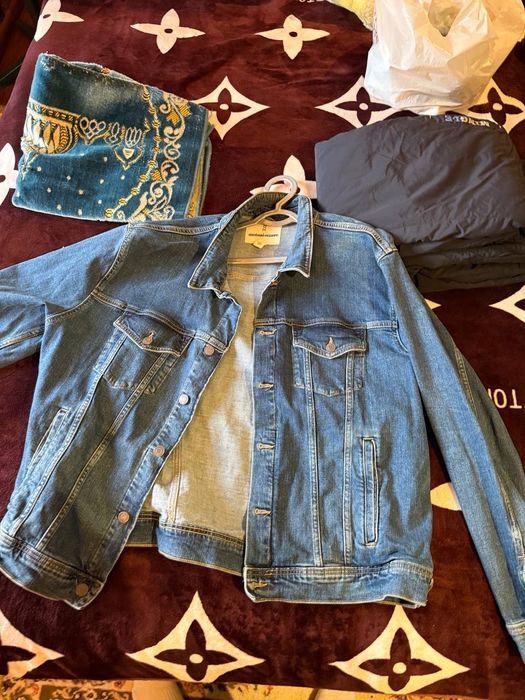 Одежда хорошая б/у