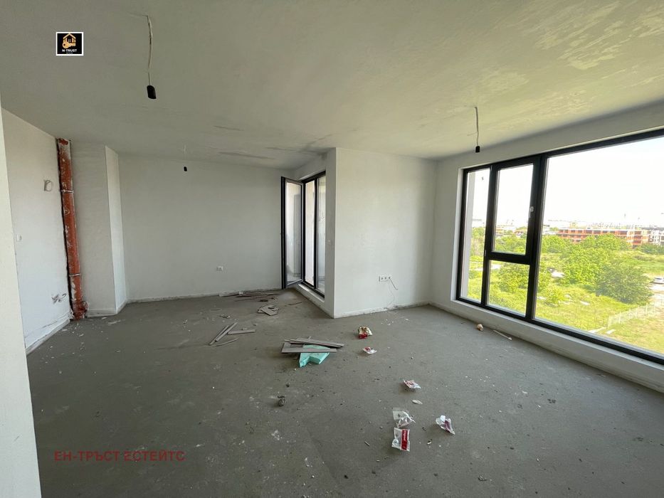 Продава се Двустаен апартамент в Пловдив, Остромила - 70 кв.м за 1643 €/кв.м - Снимка #2