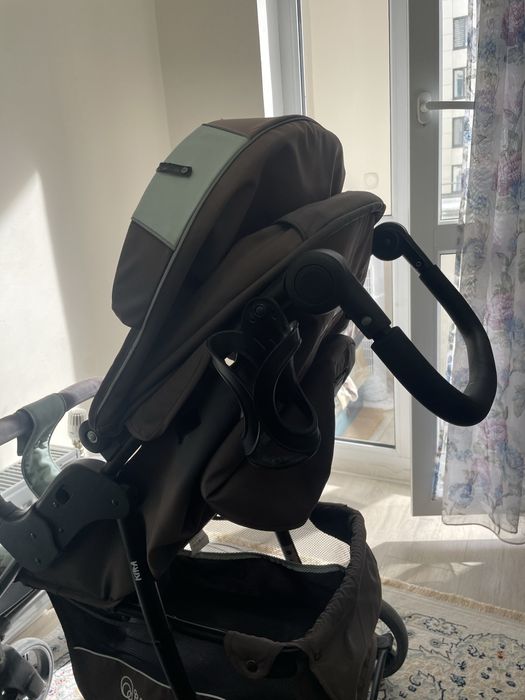 Коляска в отличном состояний