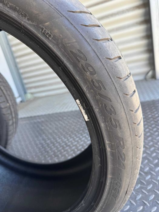 295/35R21 Pirelli 2022