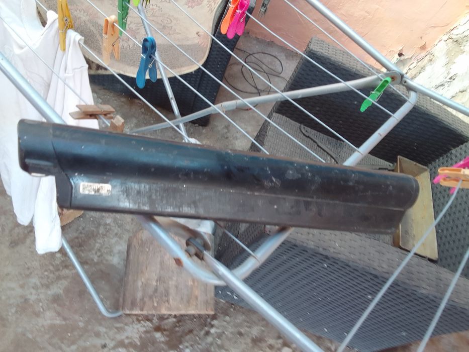 Vand 2 bateri pentru biciclete