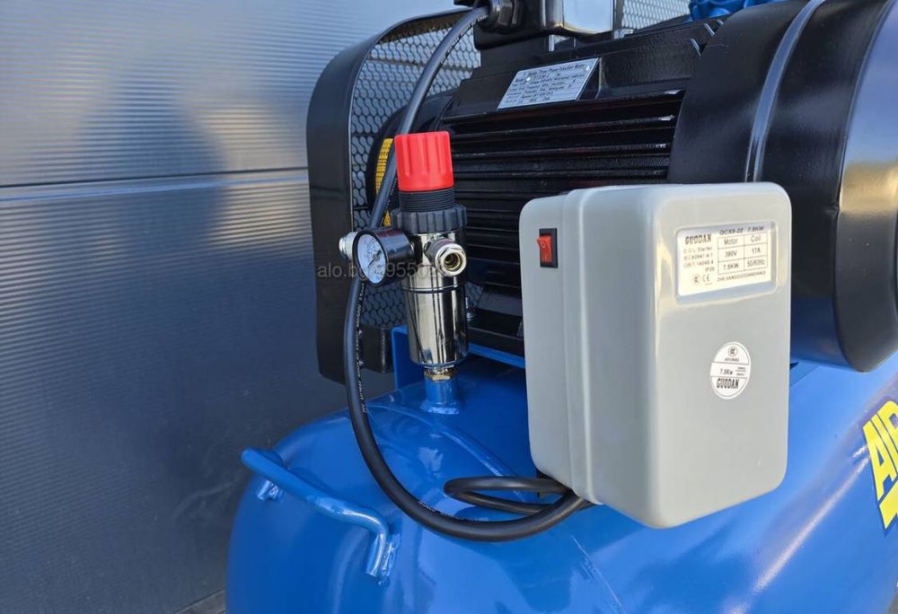 Компресор за въздух 300л.7.5 KW / 10 HР / 12.5 бара