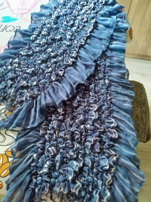 Продаю шарфы женские