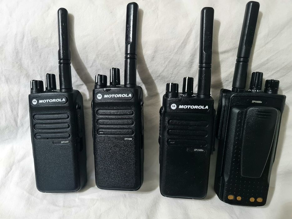 Statii MOTOROLA DP4400 Digitale.uhf.