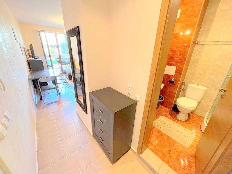 Продава се Едностаен апартамент в Свети Влас - 40 кв.м за 1425 €/кв.м - Снимка #1