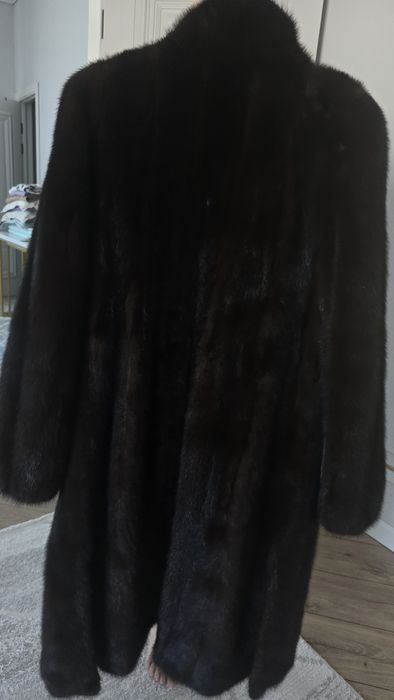 Норка шуба сатылады