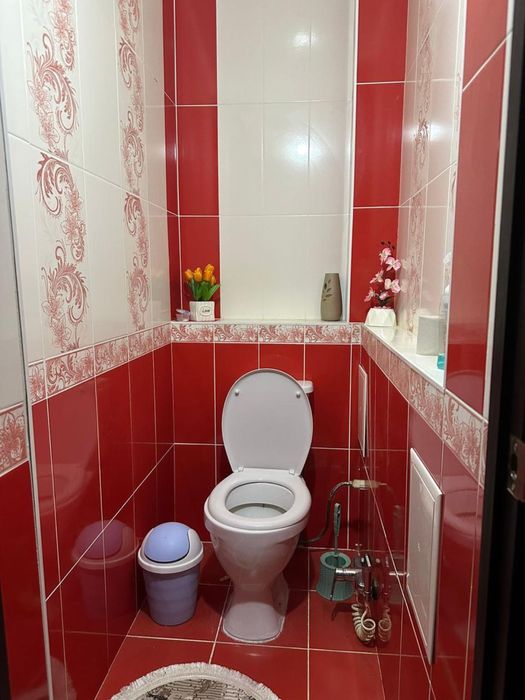 Продам кв Батыс 2, сзади ОблГай