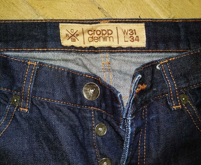 Blugi Cropp 31/34 NOI