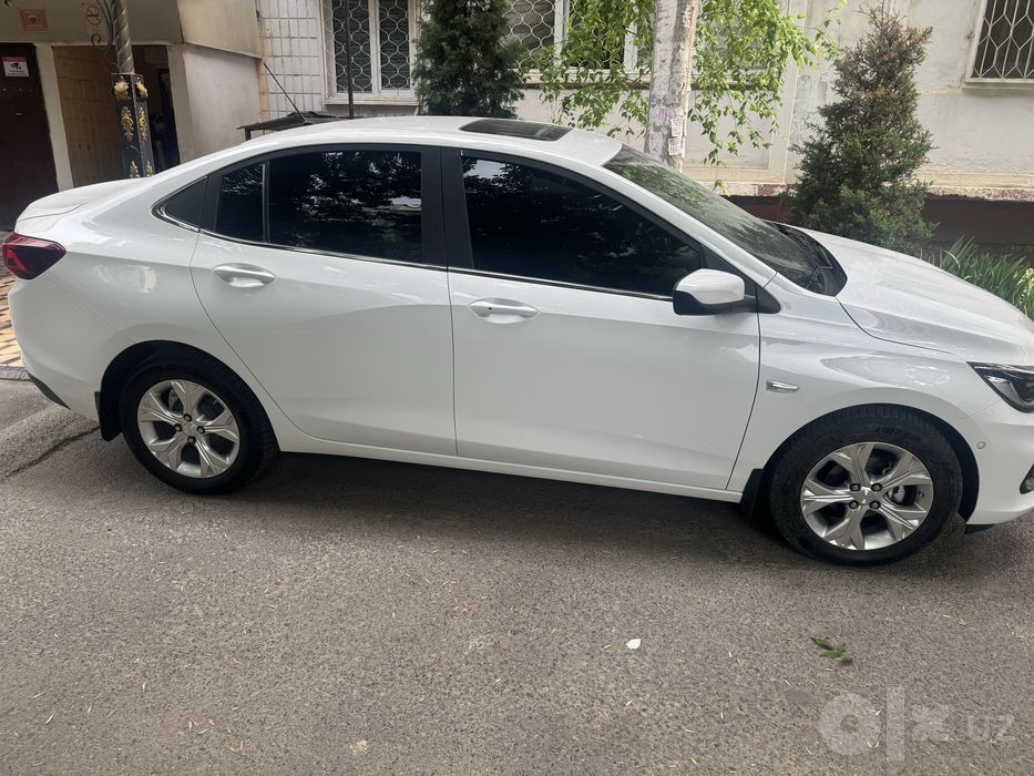 chevrolet Onix premier plus