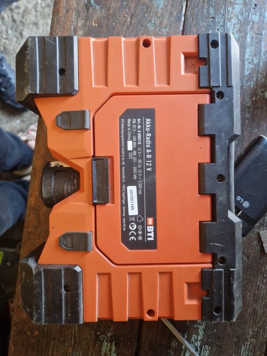 Boxa BTI AUX buna fara defecte