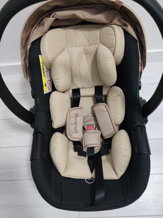 Стол за кола Chipolino Дуо Смарт I-Size, Златно/Бежово