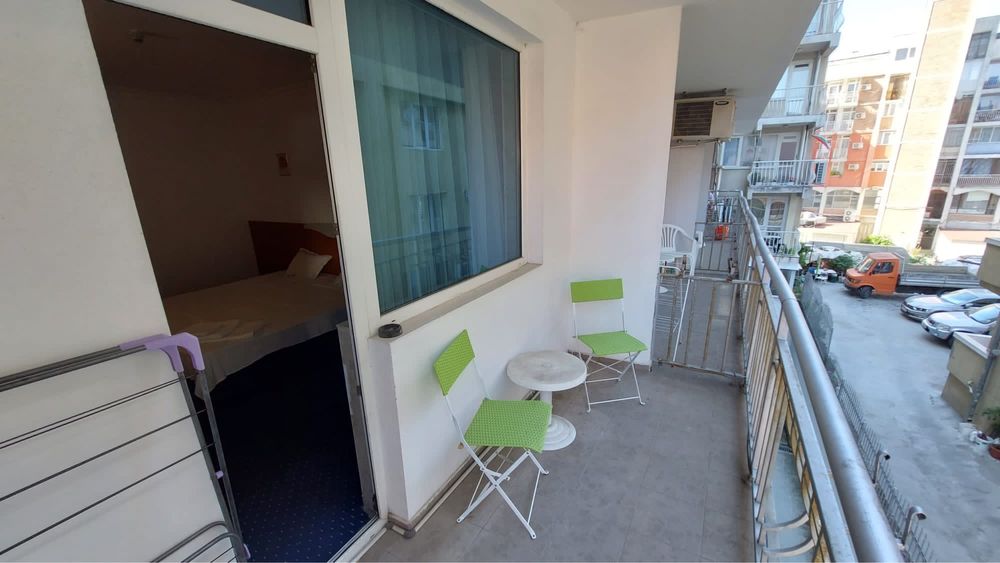 За лято, Студио под наем в центьра на град Несебър