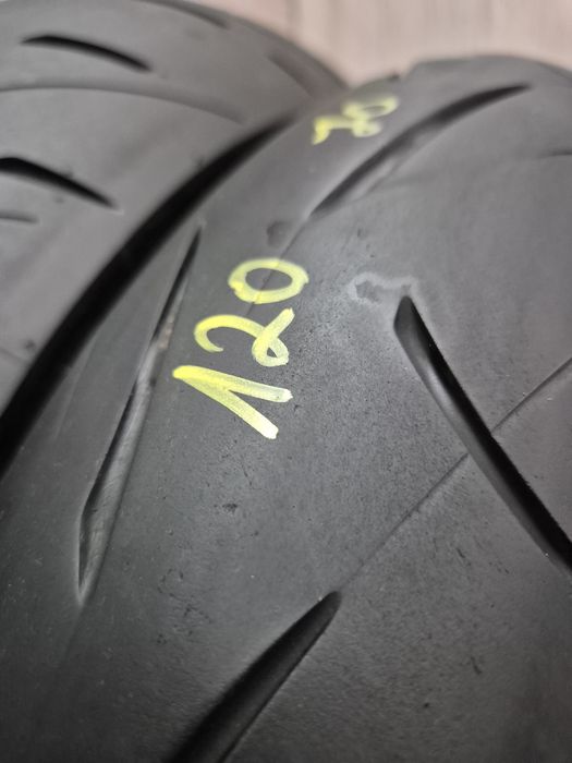 Set anvelope moto 120 70 17 cu 180 55 17 Dunlop Roadsport 2 dot 2024