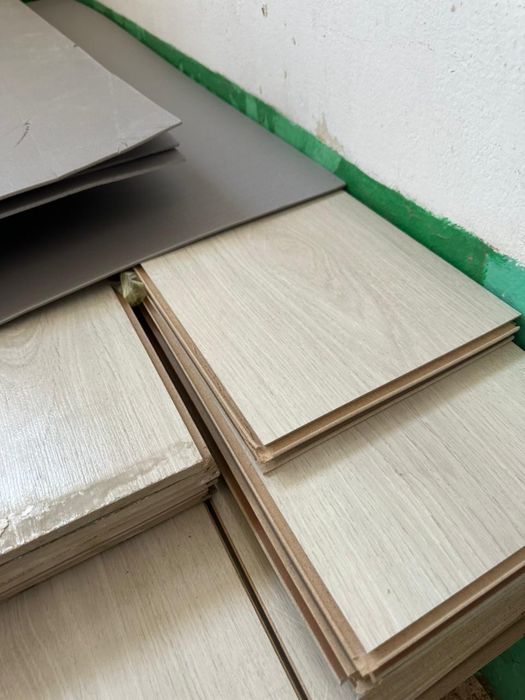 Продам ламинат б