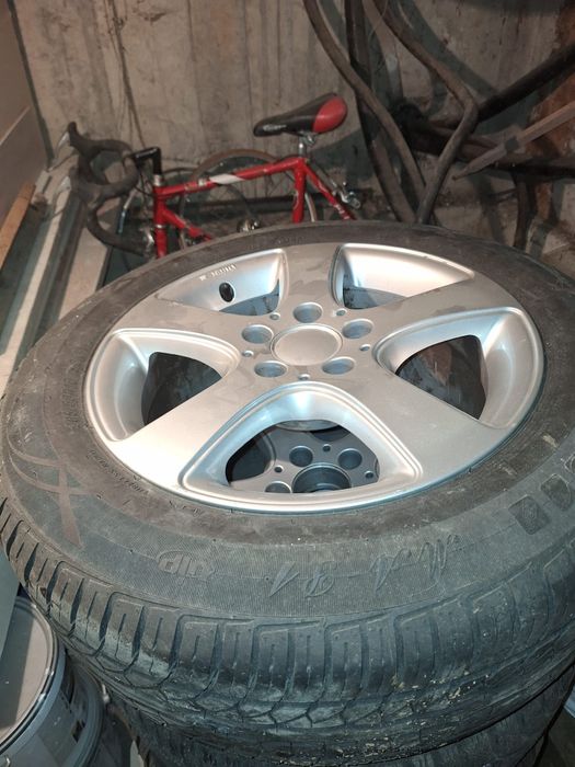 Jante aliaj 16" în 5 prezoane