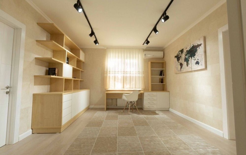 Продаётся 4ком/3/4 на Ц7 100квм ор-р: ЦУМ, 110 школа