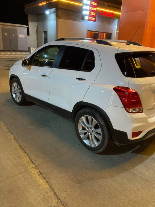 Tracker 1 Primer Srochna Sotiladi !!