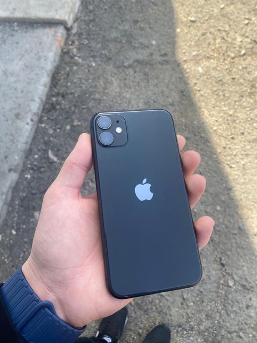 Продам iPhone 11